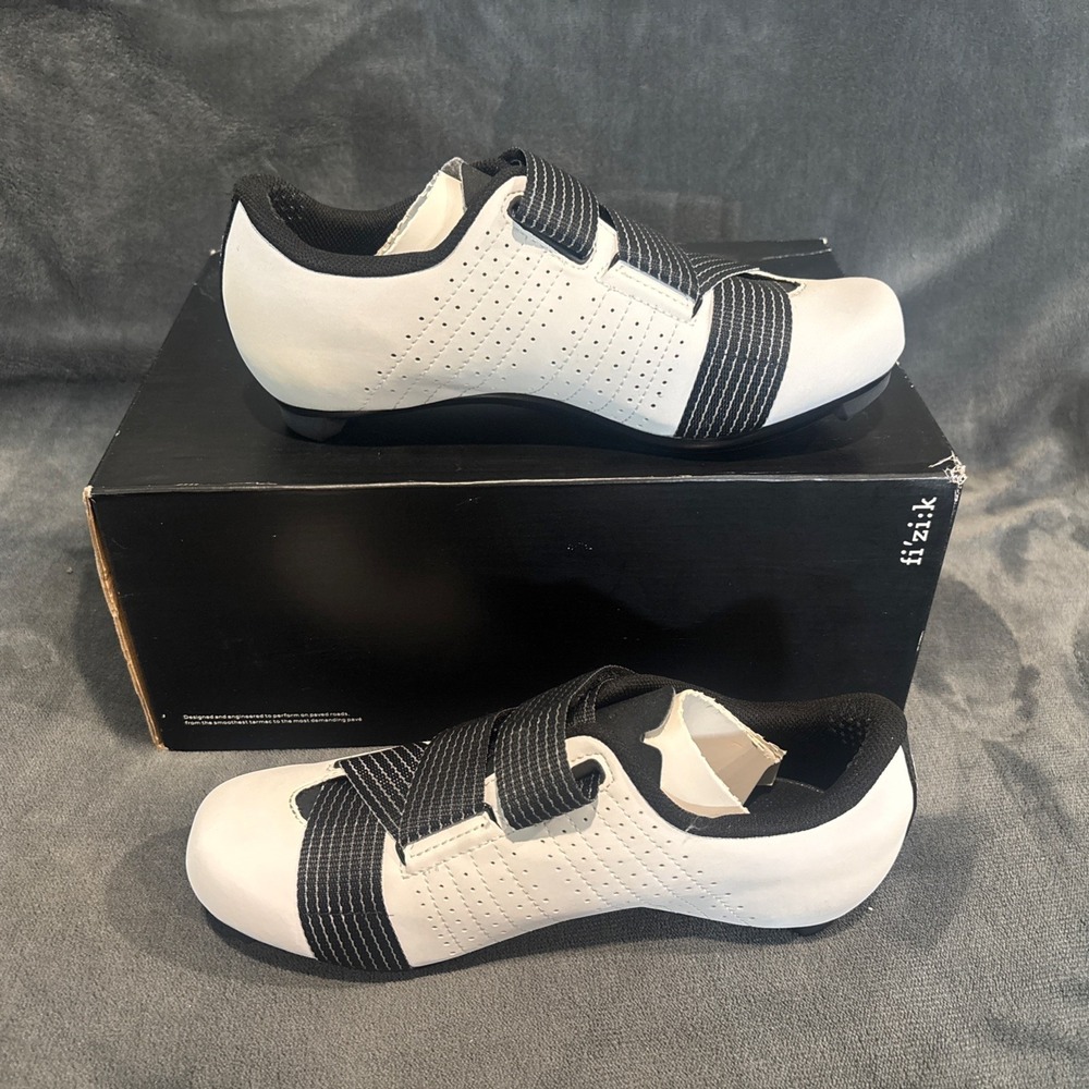Fizik Tempo Powerstrap R5 White / Black - EU 37.5 Road‎ Shoes: US 5.5